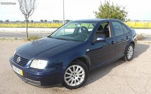 VW Bora 1.9 TDI 115cv Troca Setembro/00 - à venda -