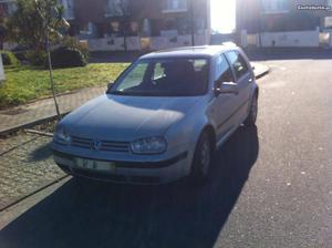 VW Golf 1.9. SDI Dezembro/98 - à venda - Ligeiros