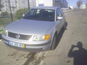 VW Passat passat Julho/97 - à venda - Ligeiros Passageiros,