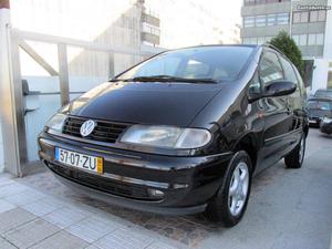 VW Sharan 1.9 TDI CONFORTLINE Junho/98 - à venda -