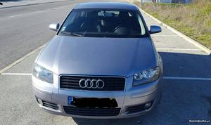 Audi A tdi sline Dezembro/03 - à venda - Ligeiros