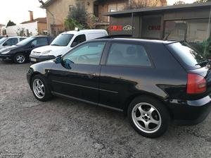 Audi A3 1.9 TDI 90 cv Abril/97 - à venda - Ligeiros