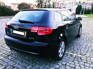 Audi A3 TDI Sportback Março/10 - à venda - Ligeiros