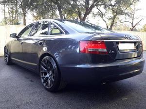 Audi A6 3.0 tdi sinistrado Setembro/04 - à venda - Ligeiros