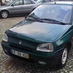 Clio Oasis Junho/97 - à venda - Ligeiros Passageiros,