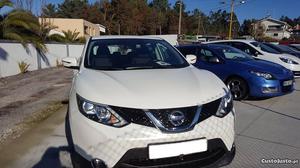 Nissan Qashqai 1.5 DCI 110cv Março/15 - à venda - Ligeiros