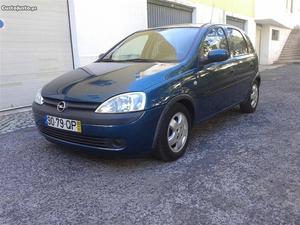 Opel Corsa 1.7 DTi Março/00 - à venda - Ligeiros