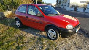 Opel Corsa B 1.2 inspecção até  Janeiro/94 - à venda