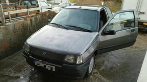 Renault Clio 1.9 D Março/96 - à venda - Ligeiros