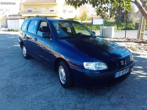 Seat Cordoba  vario Junho/00 - à venda - Ligeiros