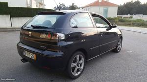 Seat Ibiza FR 5 LUGARES TDI 130 Fevereiro/05 - à venda -