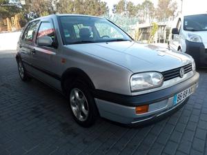 VW Golf 1.9 gtd Fevereiro/92 - à venda - Ligeiros