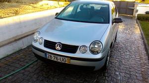 VW Polo v Setembro/02 - à venda - Ligeiros
