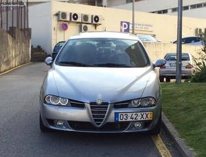 Alfa Romeo  Jtd 16V Agosto/04 - à venda - Ligeiros