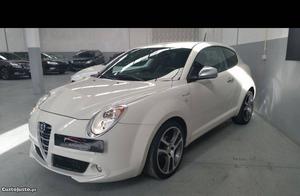 Alfa Romeo Mito 1.3 Jtd Sportiva Abril/13 - à venda -