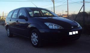 Ford Focus 1.8 TDDi km Outubro/02 - à venda -