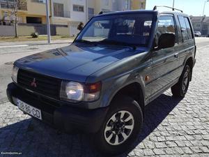 Mitsubishi Pajero 2.5 GL 3p 4X4 Maio/93 - à venda -