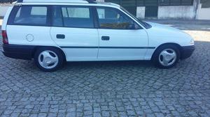 Opel Astra 1.7 td caravan Maio/96 - à venda - Ligeiros