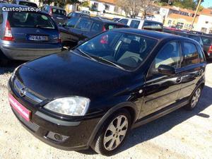 Opel Corsa 1.3 CDTI Cosmo Abril/04 - à venda - Ligeiros