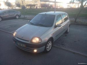 Renault Clio 1.9 D Rxe 1 dono Maio/99 - à venda - Ligeiros