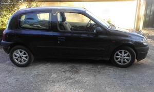 Renault Clio 1.9d Dezembro/00 - à venda - Ligeiros