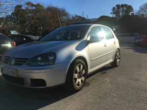 VW Golf 1.4 FSi/90cv/ Junho/04 - à venda - Ligeiros