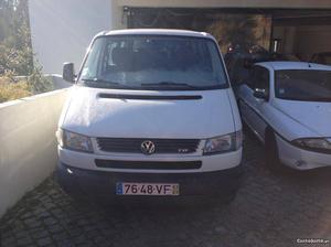 VW Transporter 9lugares 2.5tdi Outubro/03 - à venda -