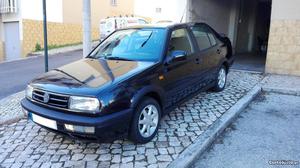 VW Vento 1.6 gt 101 cv "NOVO" Agosto/95 - à venda -