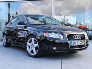 Audi A4 2.0 TDi S-line