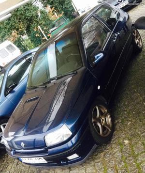 Clio 16v Janeiro/94 - à venda - Ligeiros Passageiros, Viana