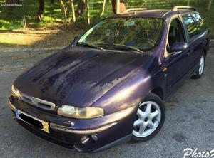 Fiat Marea Weekend 1.9 JTD 105 HLX Maio/00 - à venda -