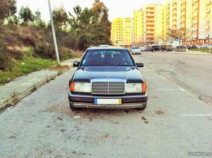 Mercedes-Benz 200 TE - Carrinha Março/91 - à venda -