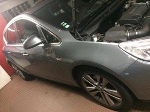 Opel Astra 1.7 cdti Cosmo  Janeiro/10 - à venda -