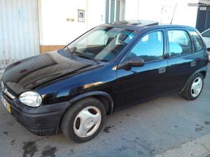 Opel Corsa corsa Dezembro/94 - à venda - Ligeiros