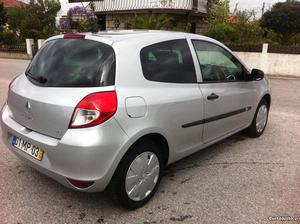 Renault Clio 1.5 DCI Dezembro/11 - à venda - Comerciais /