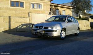 Seat Ibiza 1.0 Mpi  Março/01 - à venda - Ligeiros