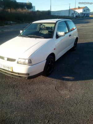 Seat Ibiza 1.9 D trocas Dezembro/98 - à venda - Ligeiros