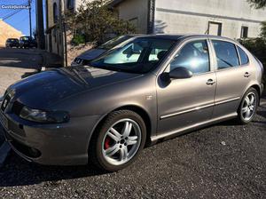 Seat Leon 150cv fr Julho/04 - à venda - Ligeiros