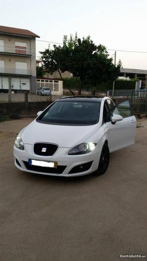 Seat Leon  cv Janeiro/11 - à venda - Ligeiros