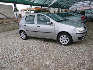 Fiat Punto diesel Junho/05 - à venda - Ligeiros
