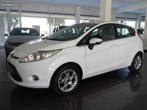 Ford Fiesta 1.4 TDCi Titanium Junho/12 - à venda - Ligeiros