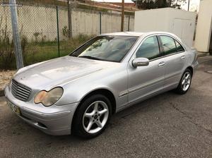 Mercedes c200 kompresor 163cv Setembro/00 - à venda -