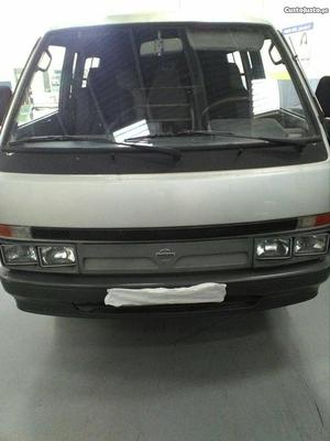 Nissan vanette Janeiro/94 - à venda - Comerciais / Van,