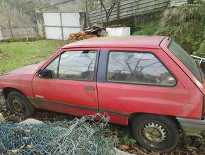 Opel Corsa Setembro/90 - à venda - Ligeiros Passageiros,