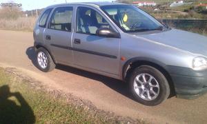 Opel Corsa v Outubro/00 - à venda - Ligeiros