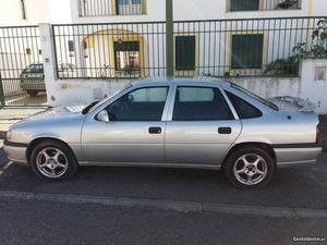 Opel Vectra 1.7td turbo troca Agosto/95 - à venda -
