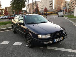 VW Passat 1.6 GPL Junho/95 - à venda - Ligeiros