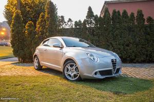 Alfa Romeo Mito 1.6 Jtd Distinctive Julho/09 - à venda -