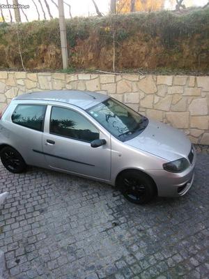 Fiat Punto Sport multijet Outubro/04 - à venda - Comerciais