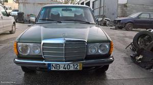 Mercedes-Benz w123 turbo diesel Agosto/81 - à venda -